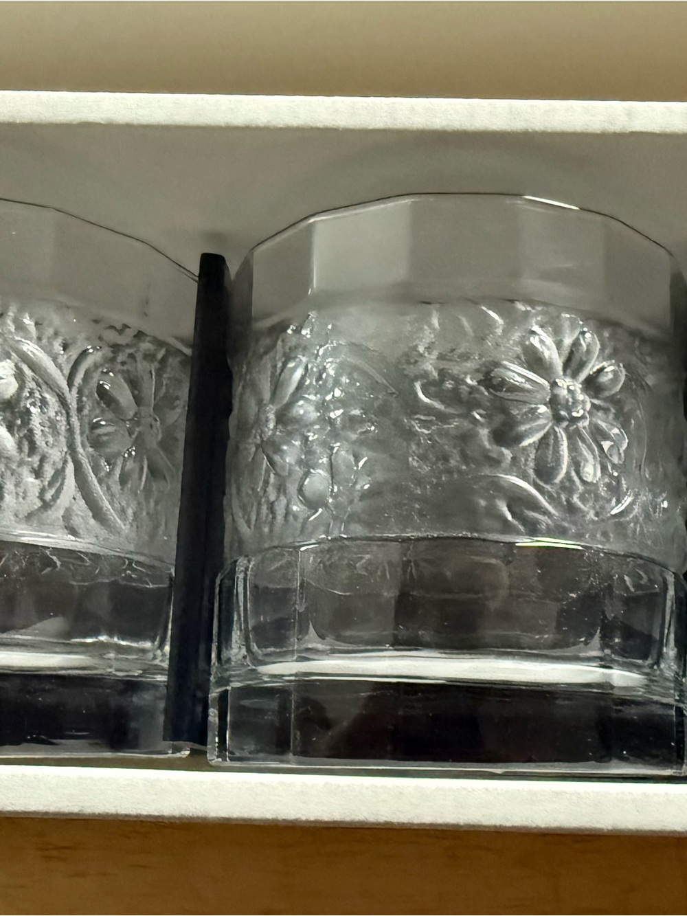 Mikasa Clear Embossed Floral Glass Tumblers - Set of 4